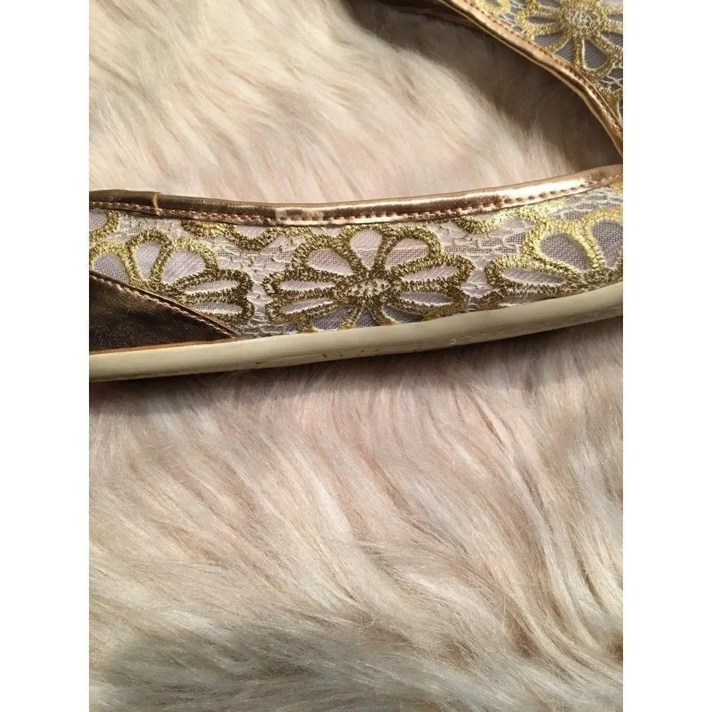 Naturino Gold Flats size 6.5
